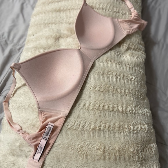 Victoria Secret bra - Picture 6 of 6